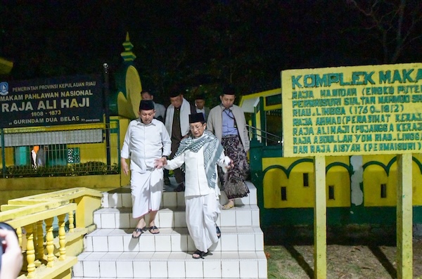 1d5eeceb558cb186ebbff8a69c9f1a28