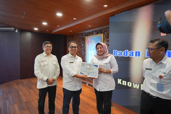 6f8421f9-8ea4-4cb5-beb6-aecfa3434fad