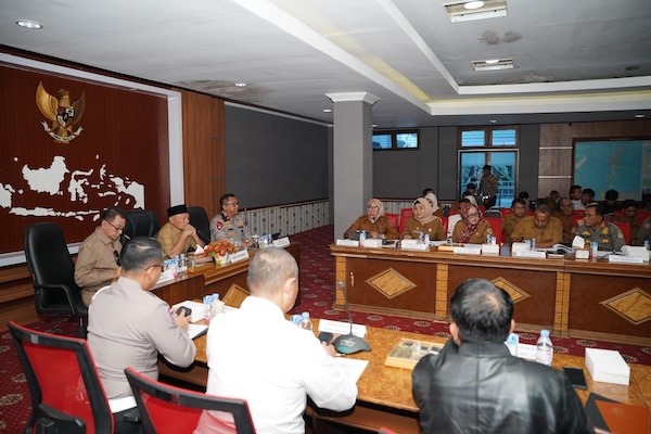 8e2c94ef59224cf5a1d30202ed39ed66