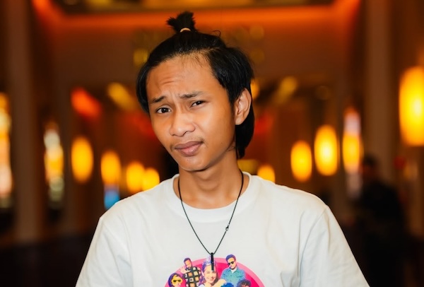 Fajar sadboy d94i large