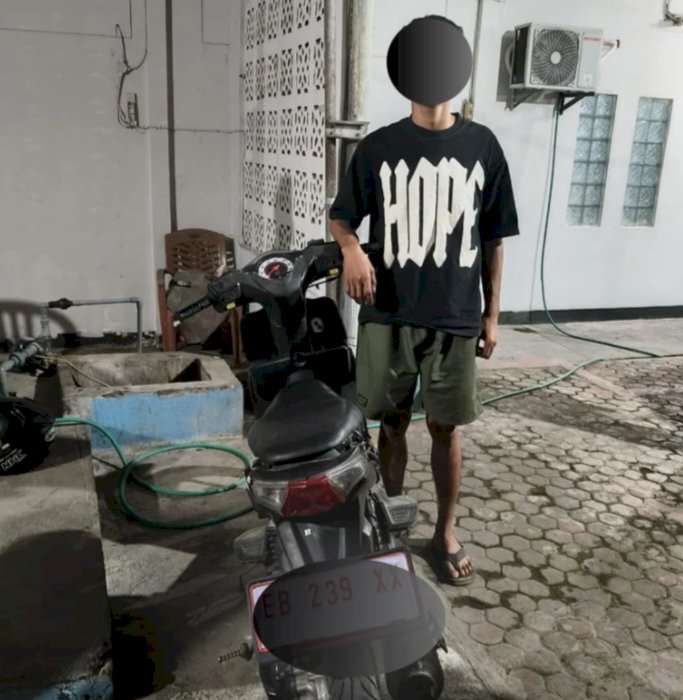 Image 750x 6a6bf7a7de987