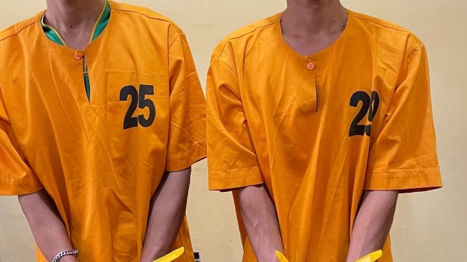 39Dua Pria terduga Pelaku Peredaran Narkoba Jenis Sabu~2