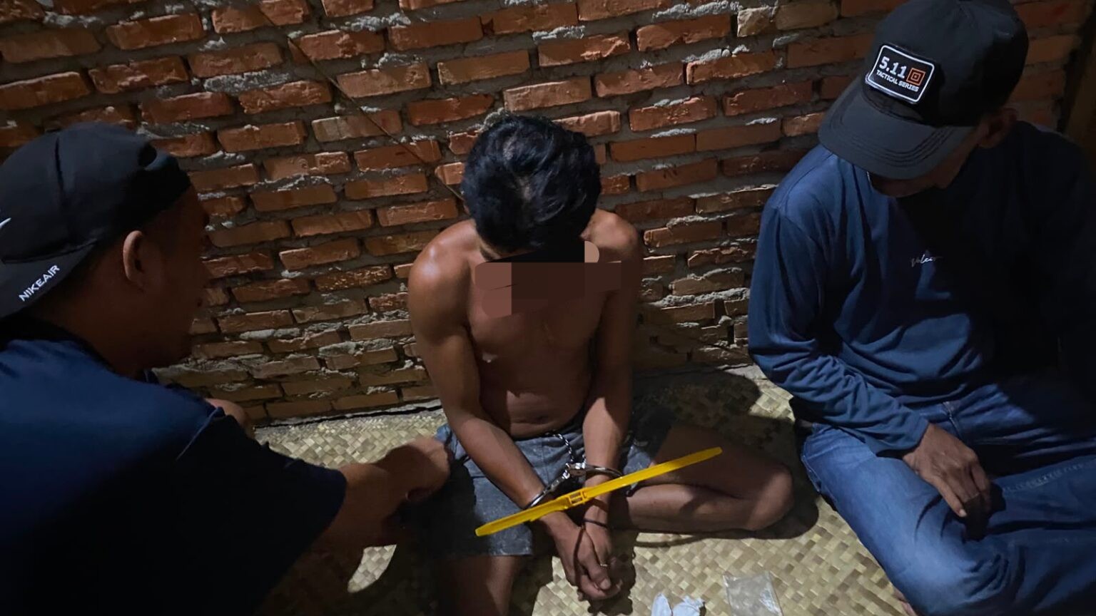 74Pelaku Pengedar Narkoba di Desa Gunung Bungsu~2