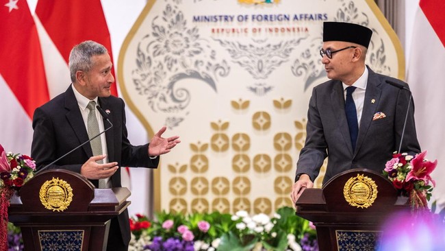 Pertemuan bilateral menlu indonesia dengan singapura 1793105269550